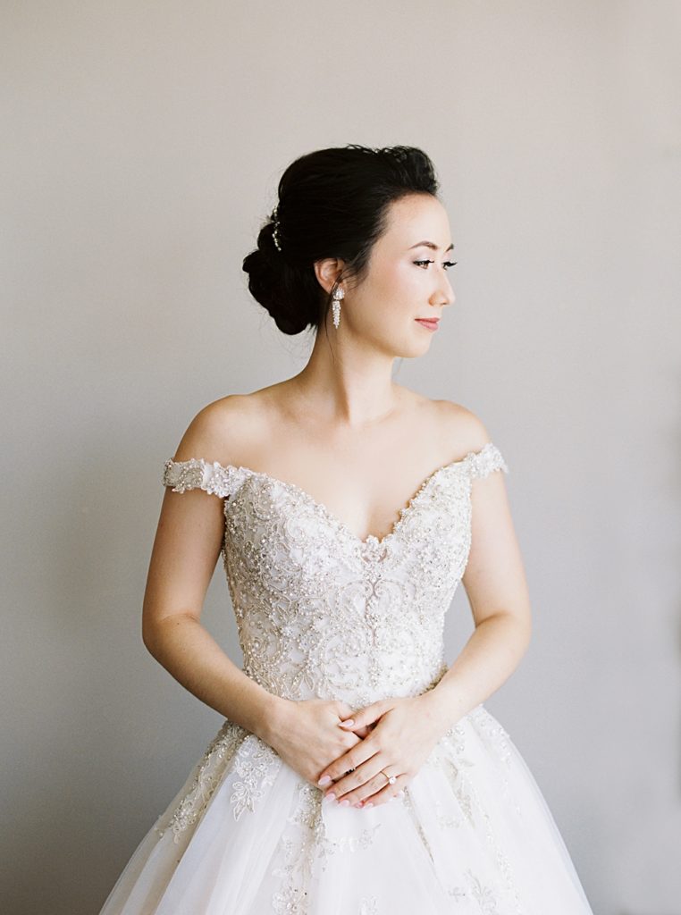 fine art bridal portrait | Atlanta History Center | Swan House wedding | Shauna Veasey Photography