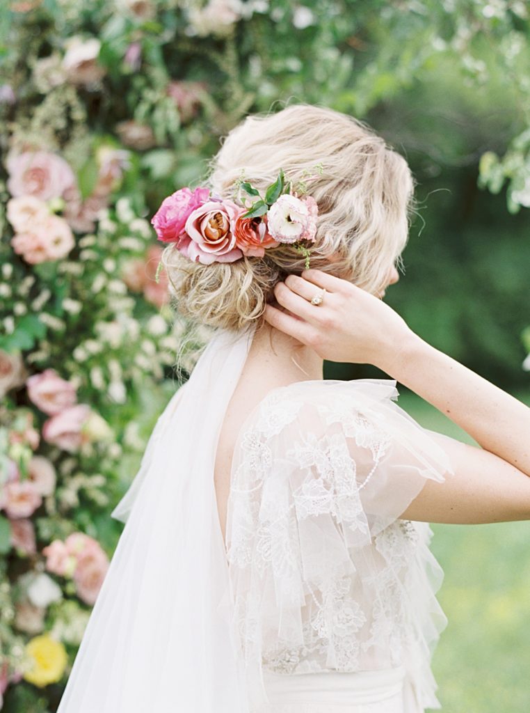 bridal hair with flowers | Nashville Wedding Photographer | Shauna Veasey Photography | Nashville Film Photographer