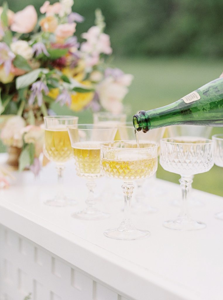 wedding champagne bar | Nashville Wedding Photographer | Shauna Veasey Photography | Nashville Film Photographer