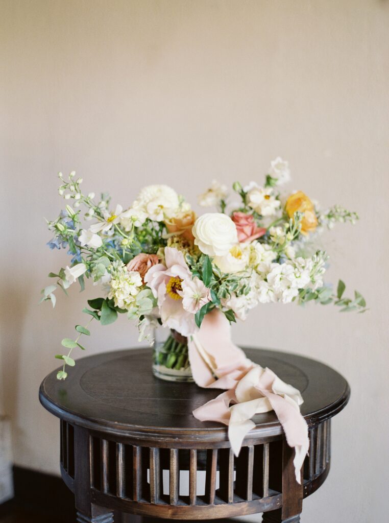 summer wedding bouquet but Gray Harper Florals